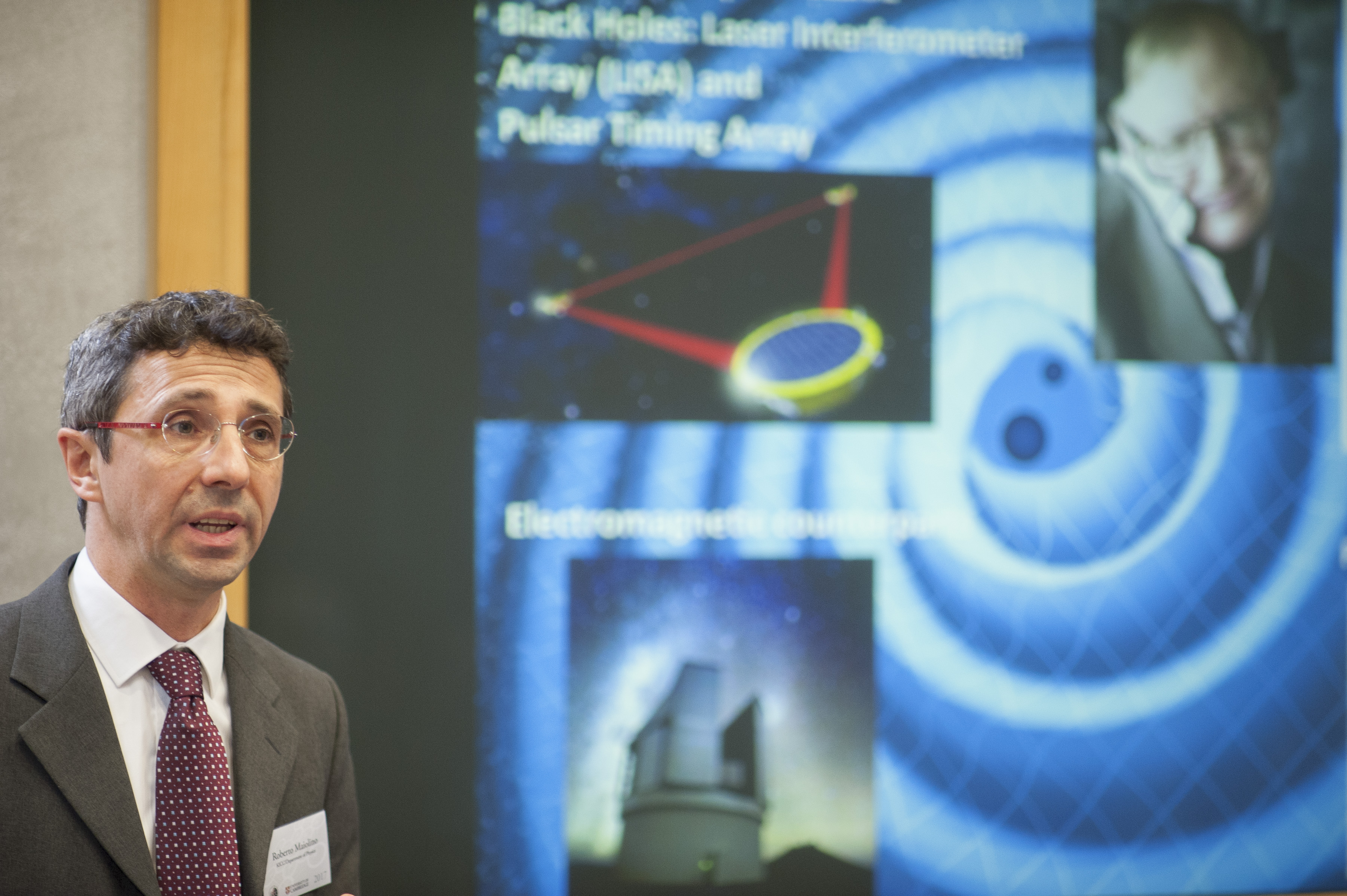 Roberto Maiolino, giving an overview of the Kavli Institute for Cosmology